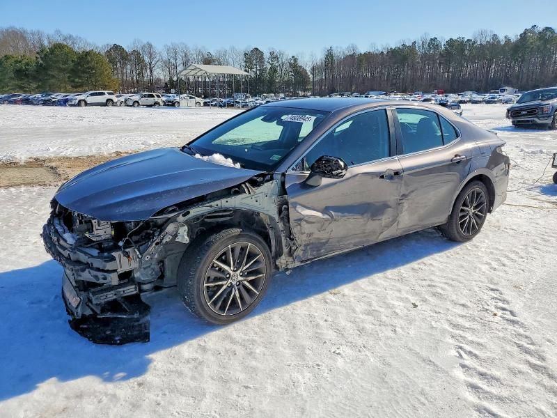 2024 Toyota Camry se Night Shade