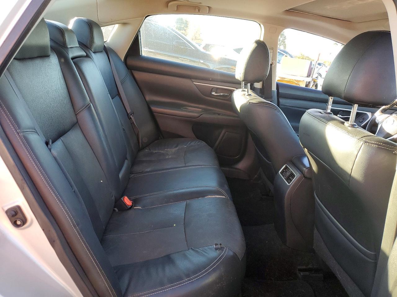 2017 Niss Altima 3.5sl