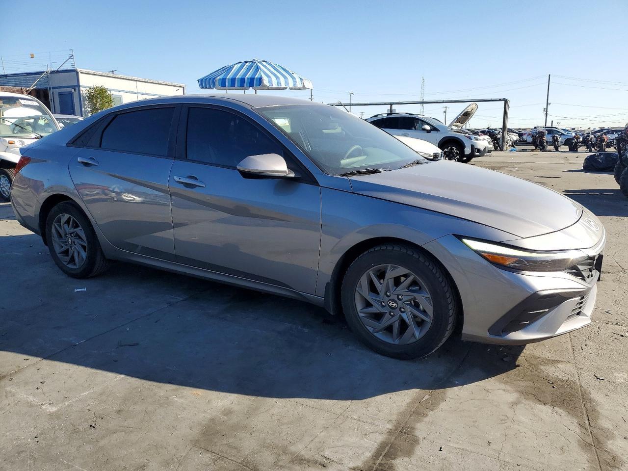 2024 Hyundai Elantra Blue