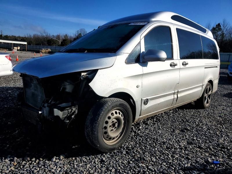 2016 Mercedes-Benz Metris