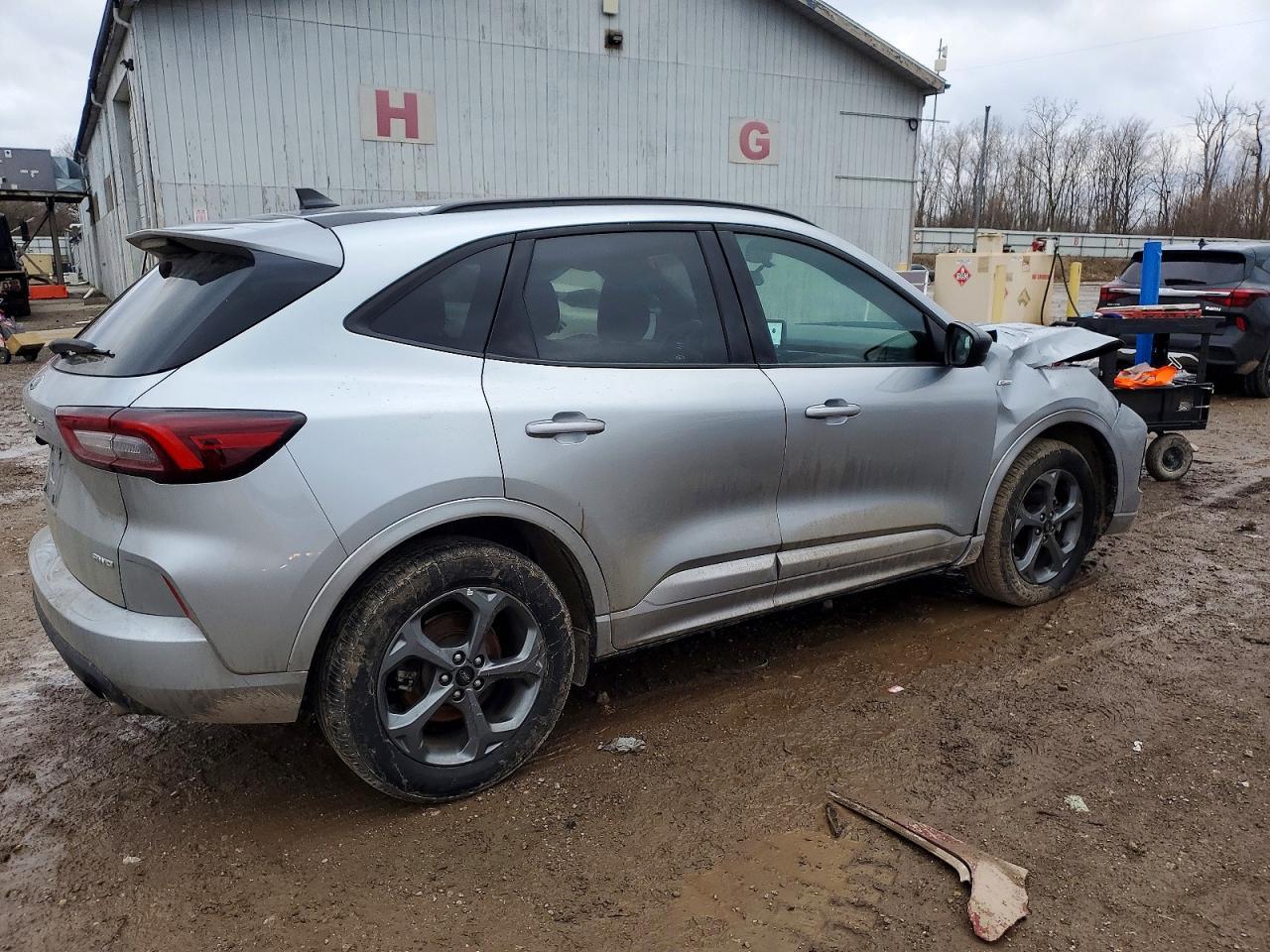 2024 Ford Escape st Line