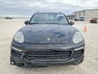 2016 Porsche Cayenne s