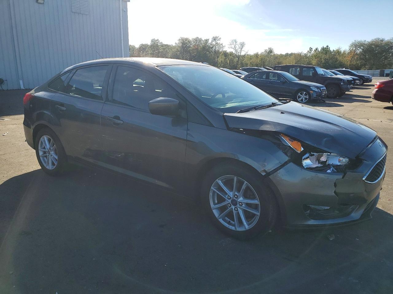 2018 Ford Focus se