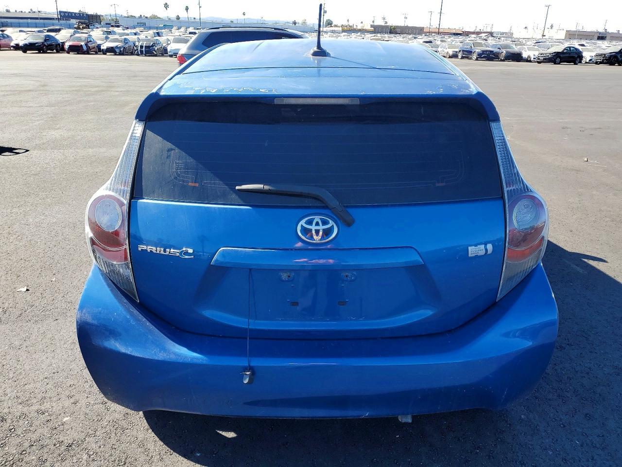 2014 Toyota Prius c Four