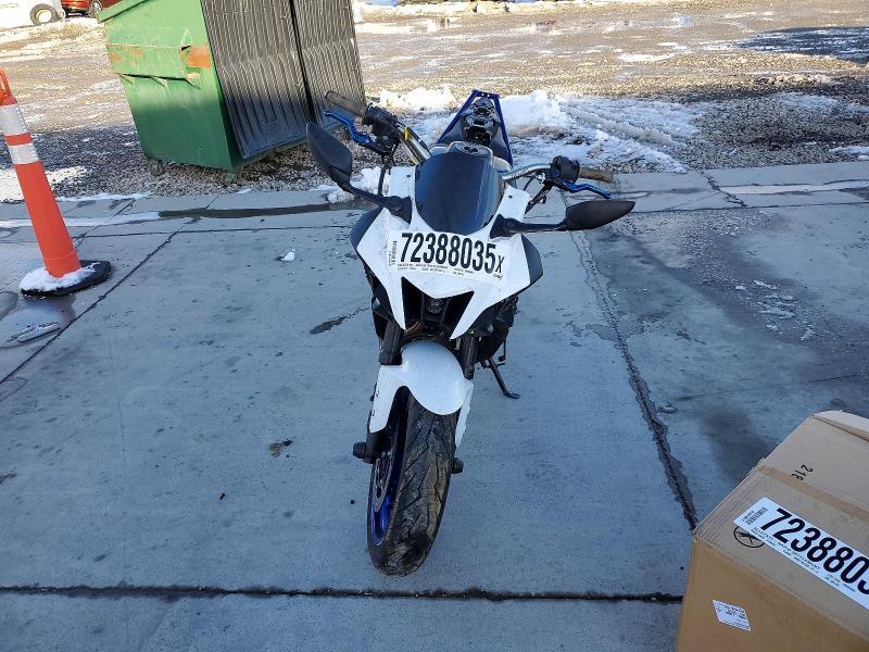 2022 Yama YZFR7