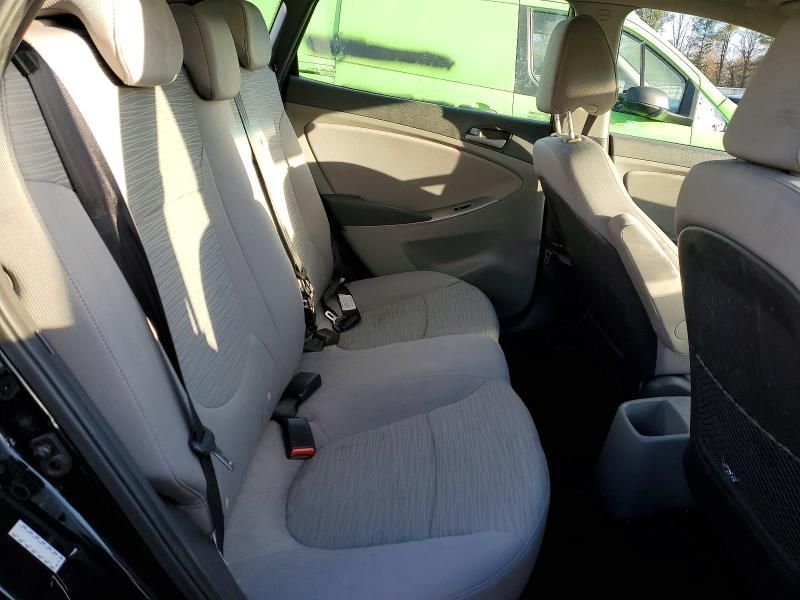 2015 Hyundai Accent gs