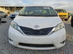 2014 Toyota Sienna le 8-passenger