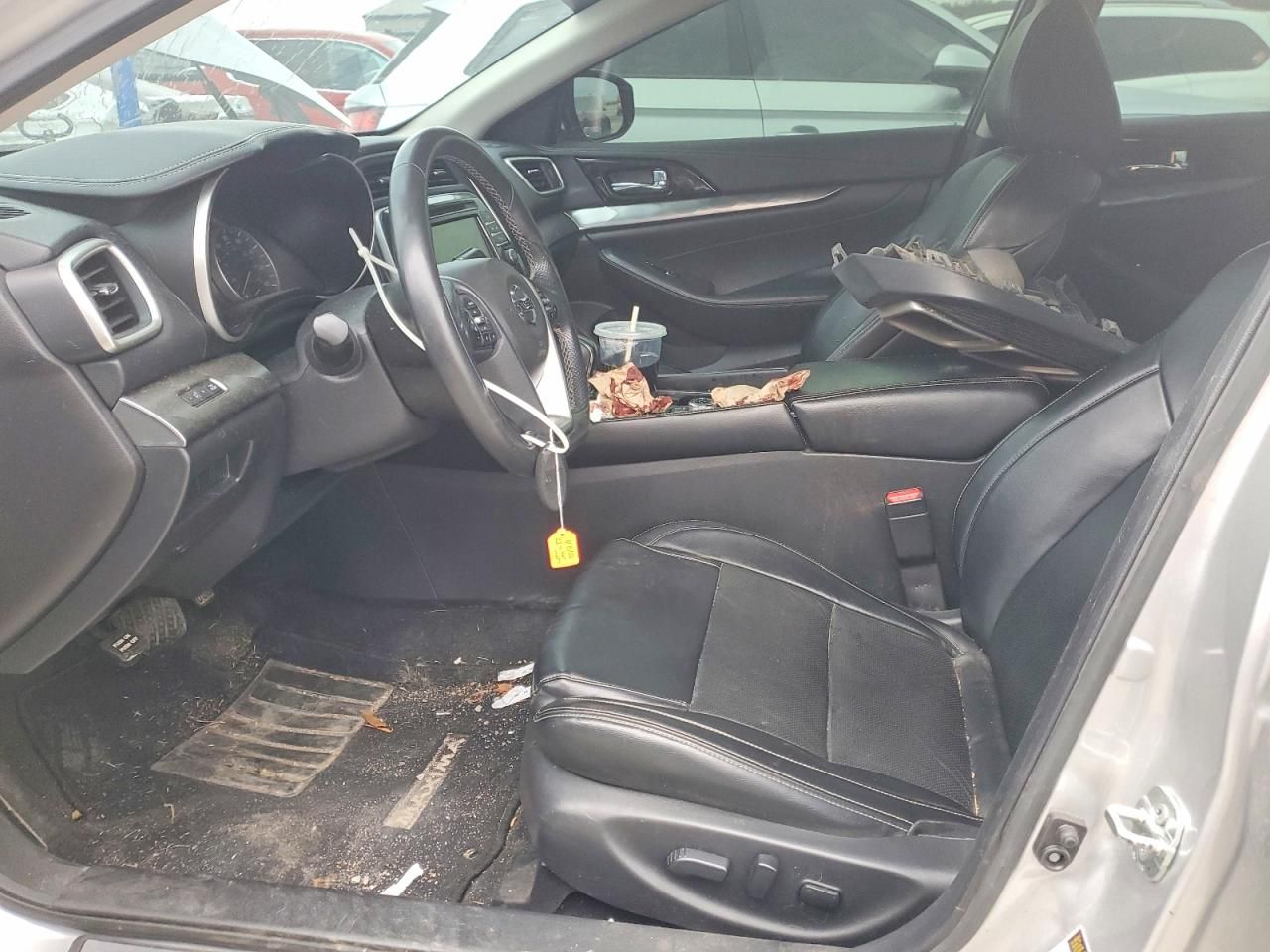 2022 Nissan Maxima sv