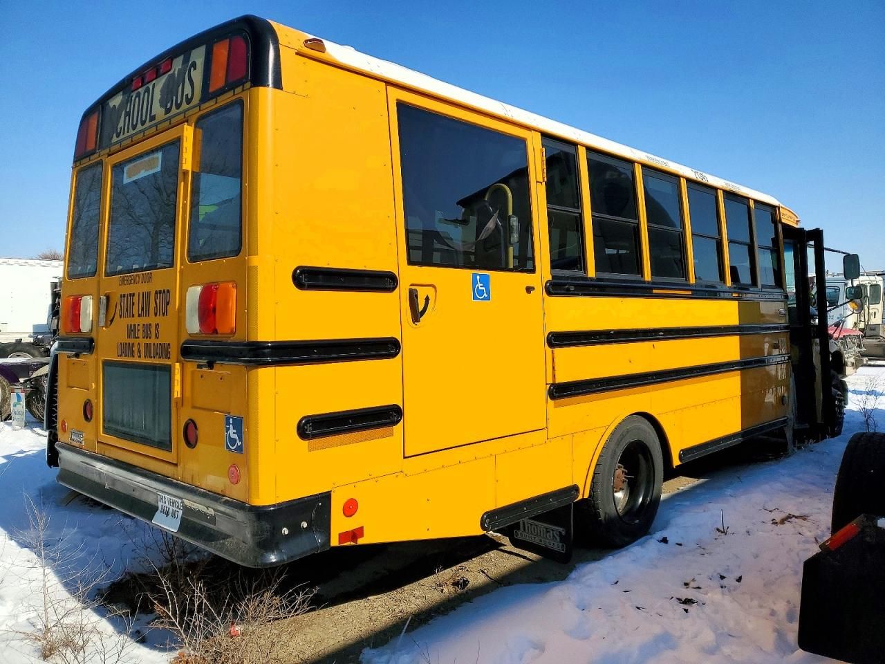 2012 Freightliner Chassis B2