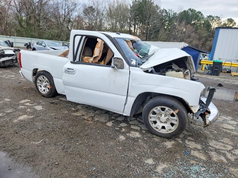 2005 GMC New Sierra C1500