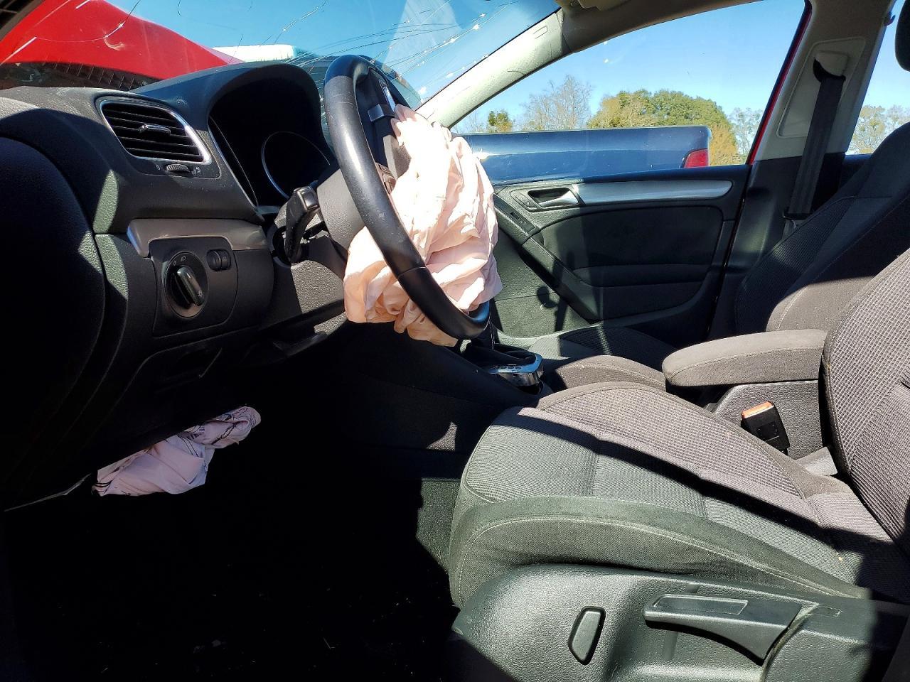 2013 Volkswagen Golf