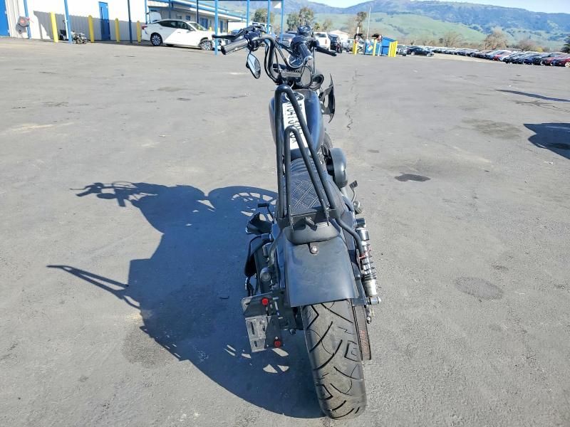 2010 Harley-Davidson Xl883 n