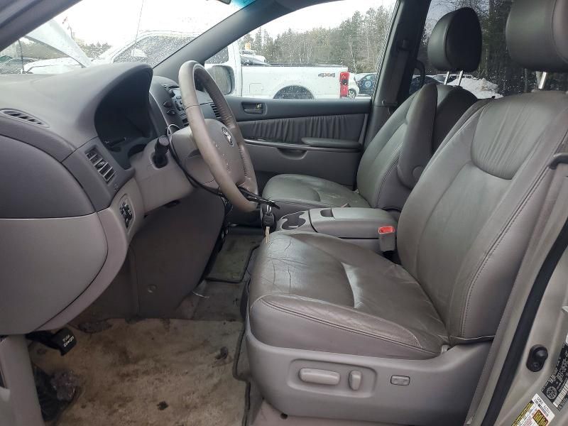 2009 Toyota Sienna ce