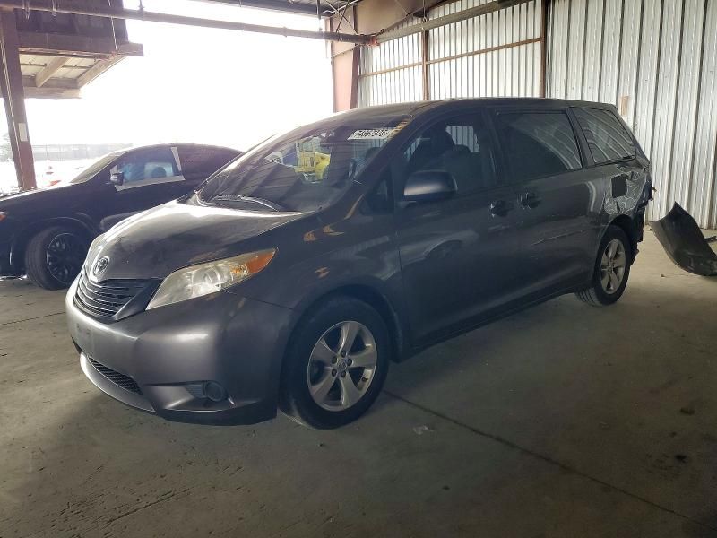 2013 Toyota Sienna