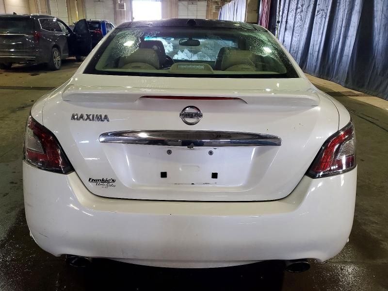 2013 Nissan Maxima s