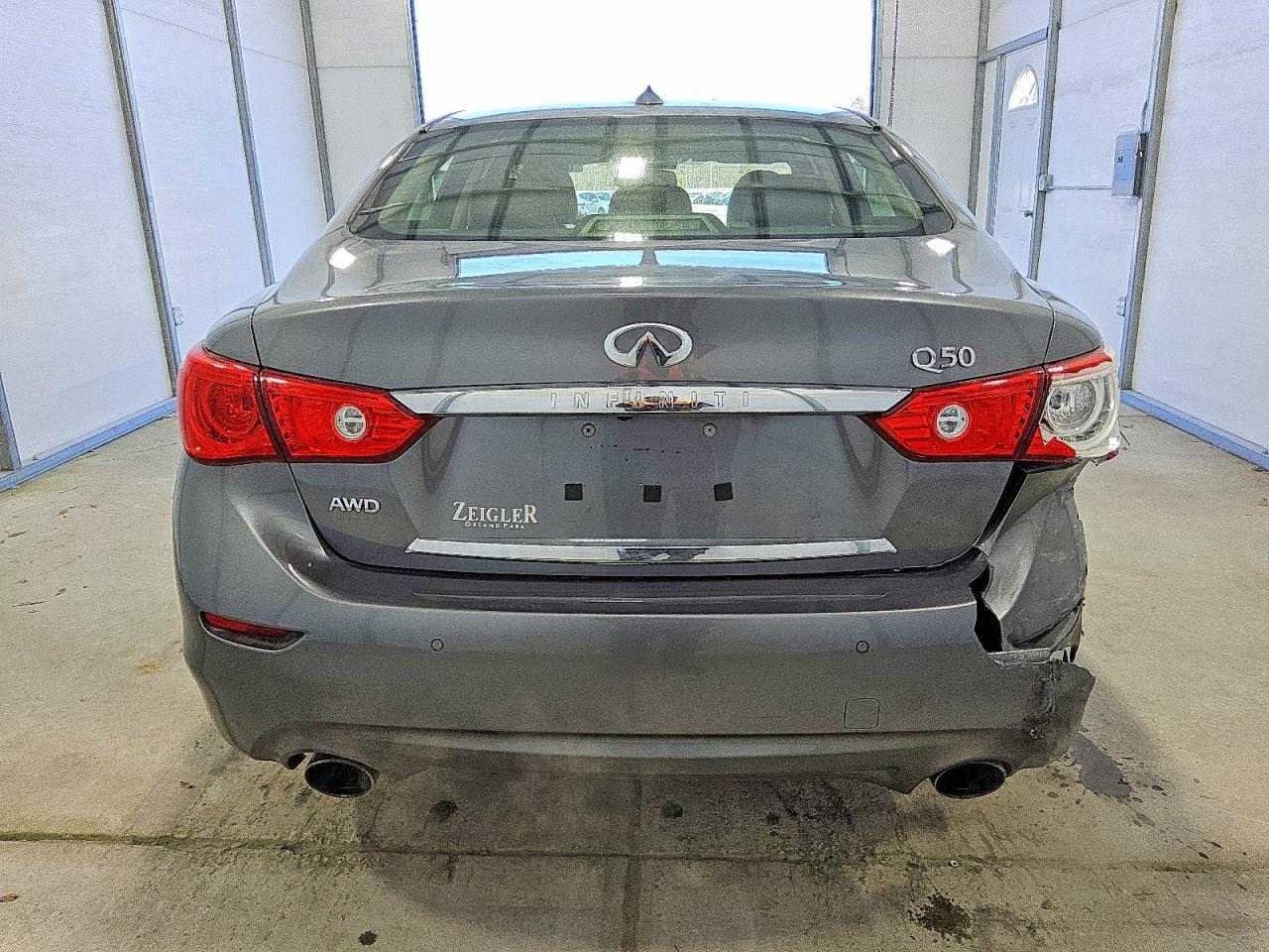 2016 Infiniti Q50 Premium