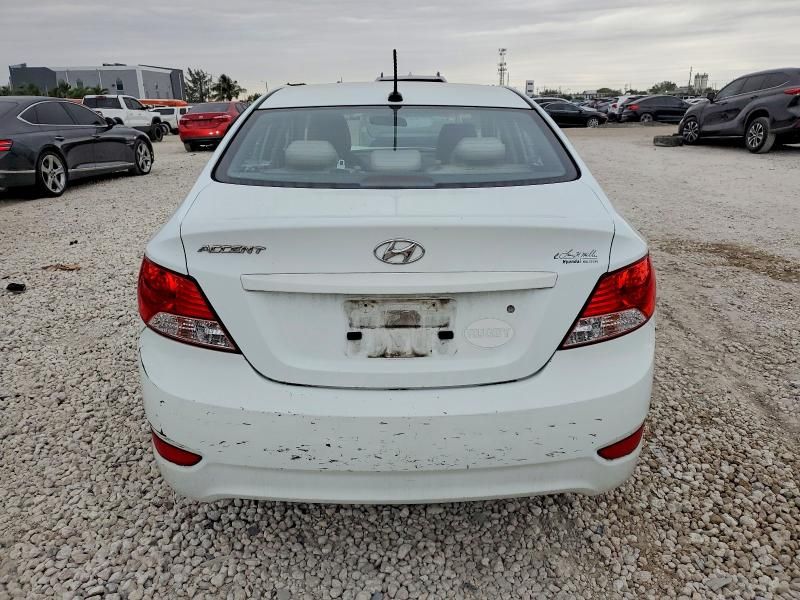 2012 Hyundai Accent gls