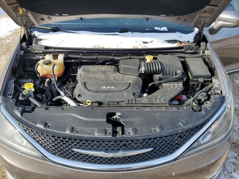 2017 Chrysler Pacifica Touring l Plus