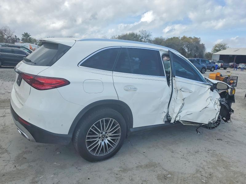 2024 Mercedes-Benz Glc 300