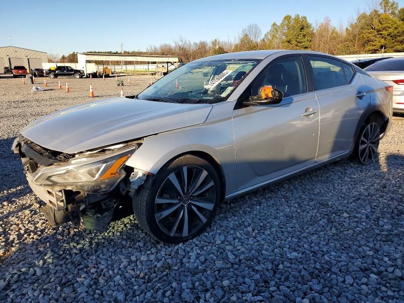 2019 Nissan Altima sr