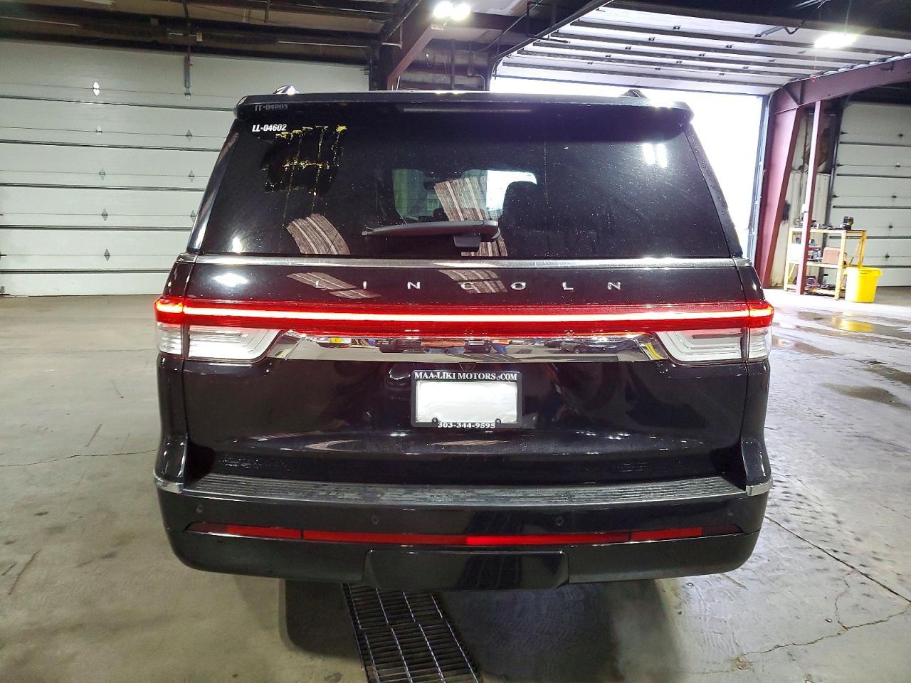 2023 Lincoln Townhouse Navigator