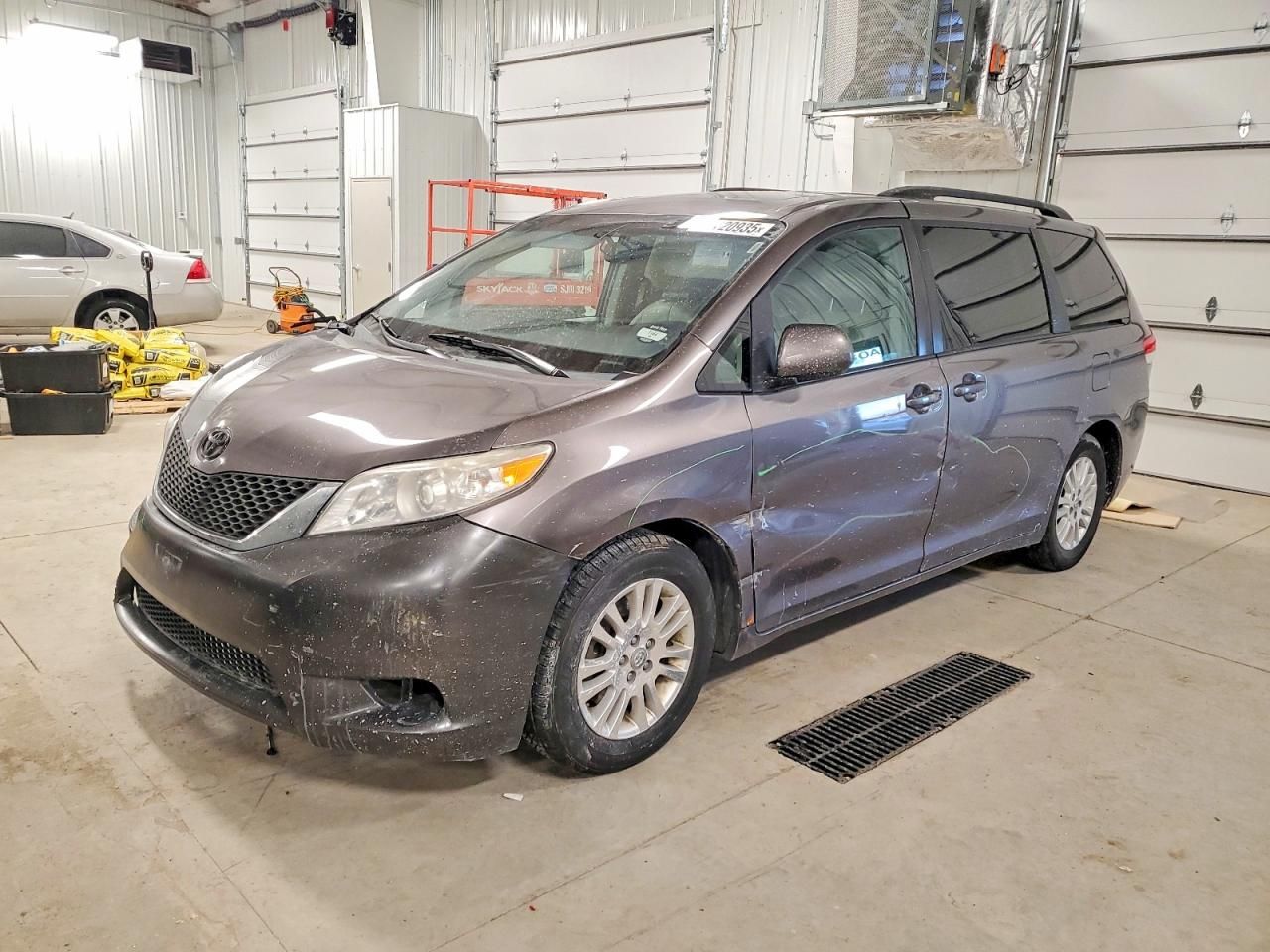 2014 Toyota Sienna xle
