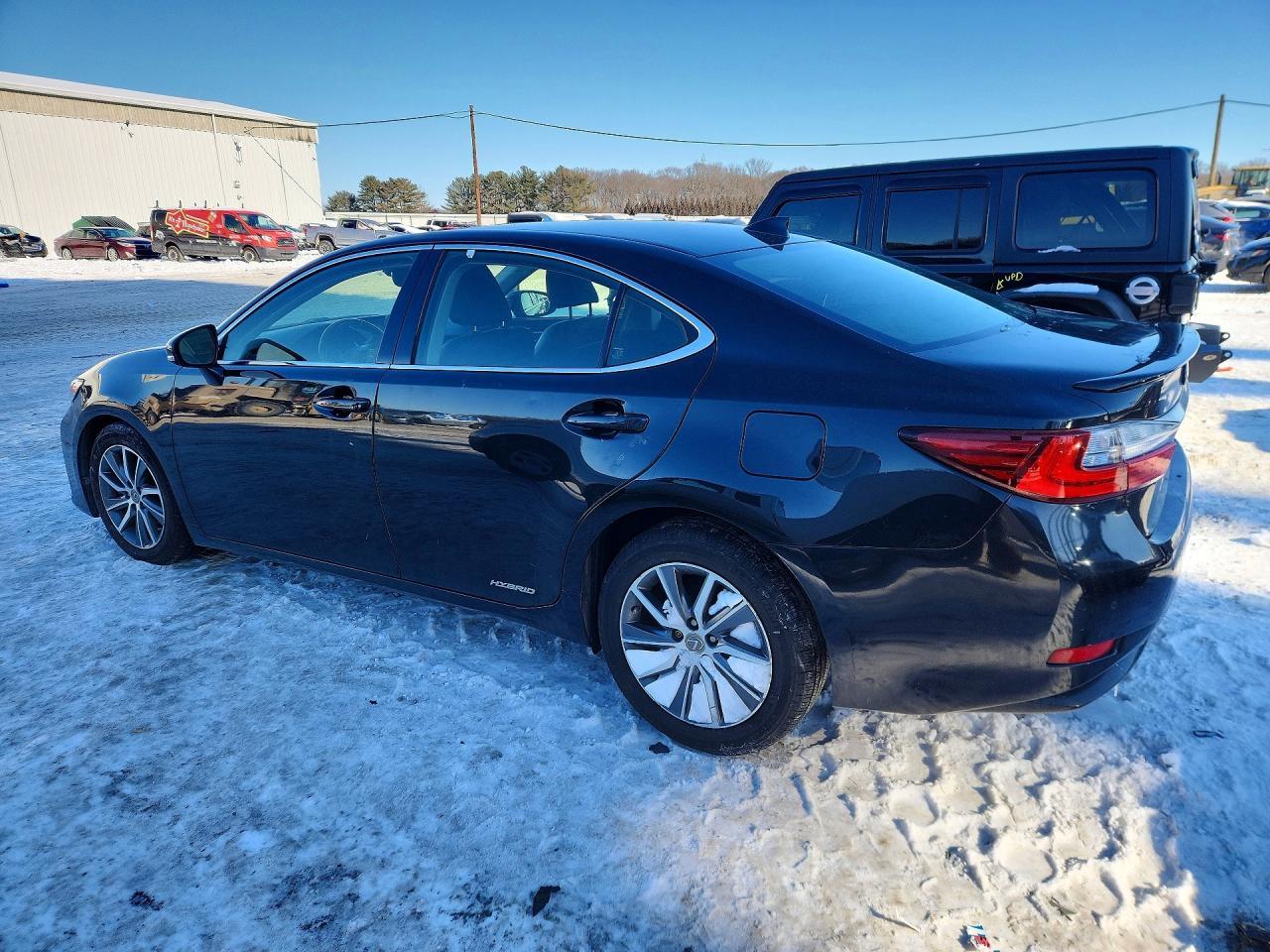 2016 Lexus Es 300h