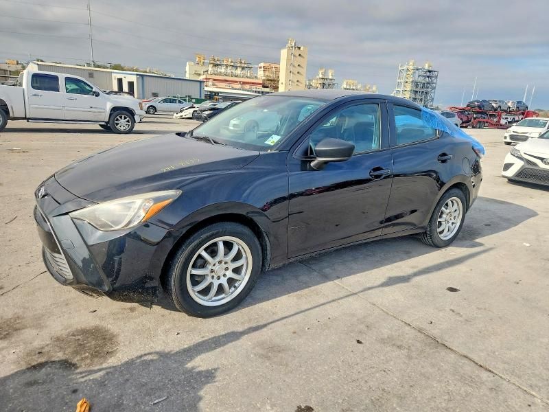 2017 Toyota Yaris ia