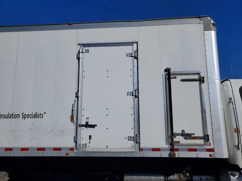 2016 Freightliner Business Class M2 BOX Truck