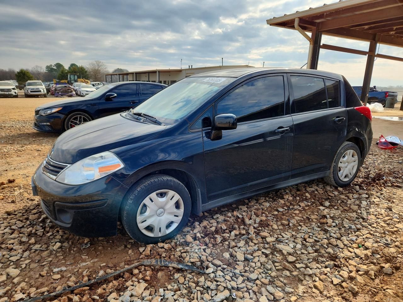 2011 Nissan Versa s