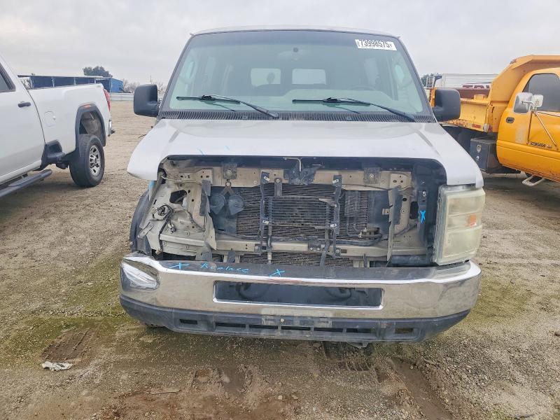 2009 Ford Econoline E350 Super Duty Wagon