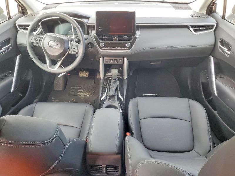 2025 Toyota Corolla Cross xle