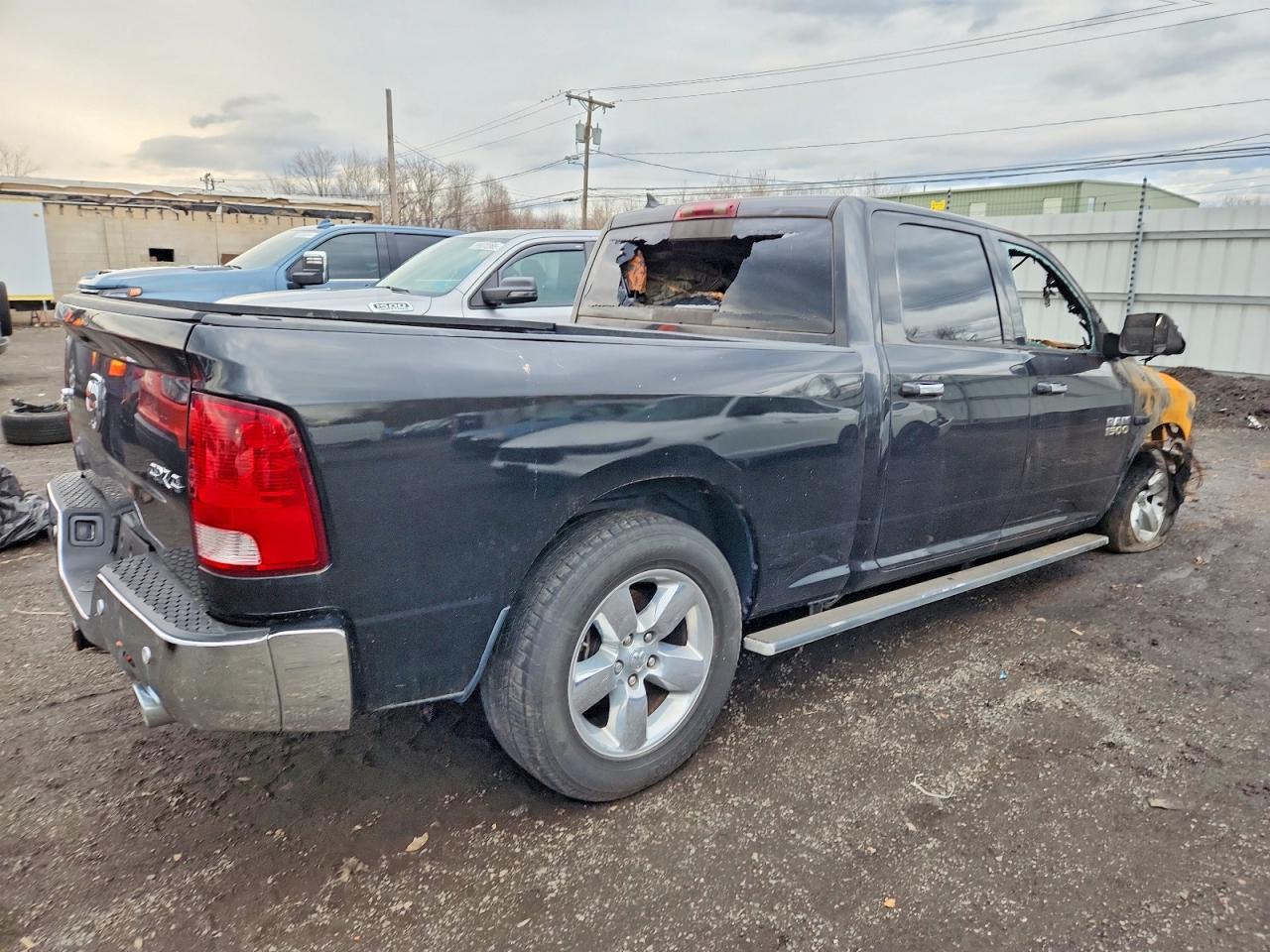 2015 Dodge Ram 1500 slt