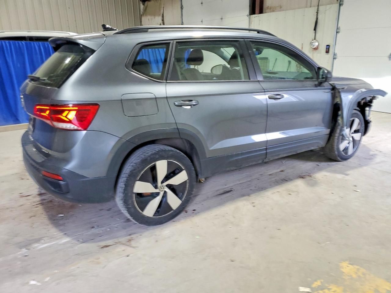 2024 Volkswagen Taos s