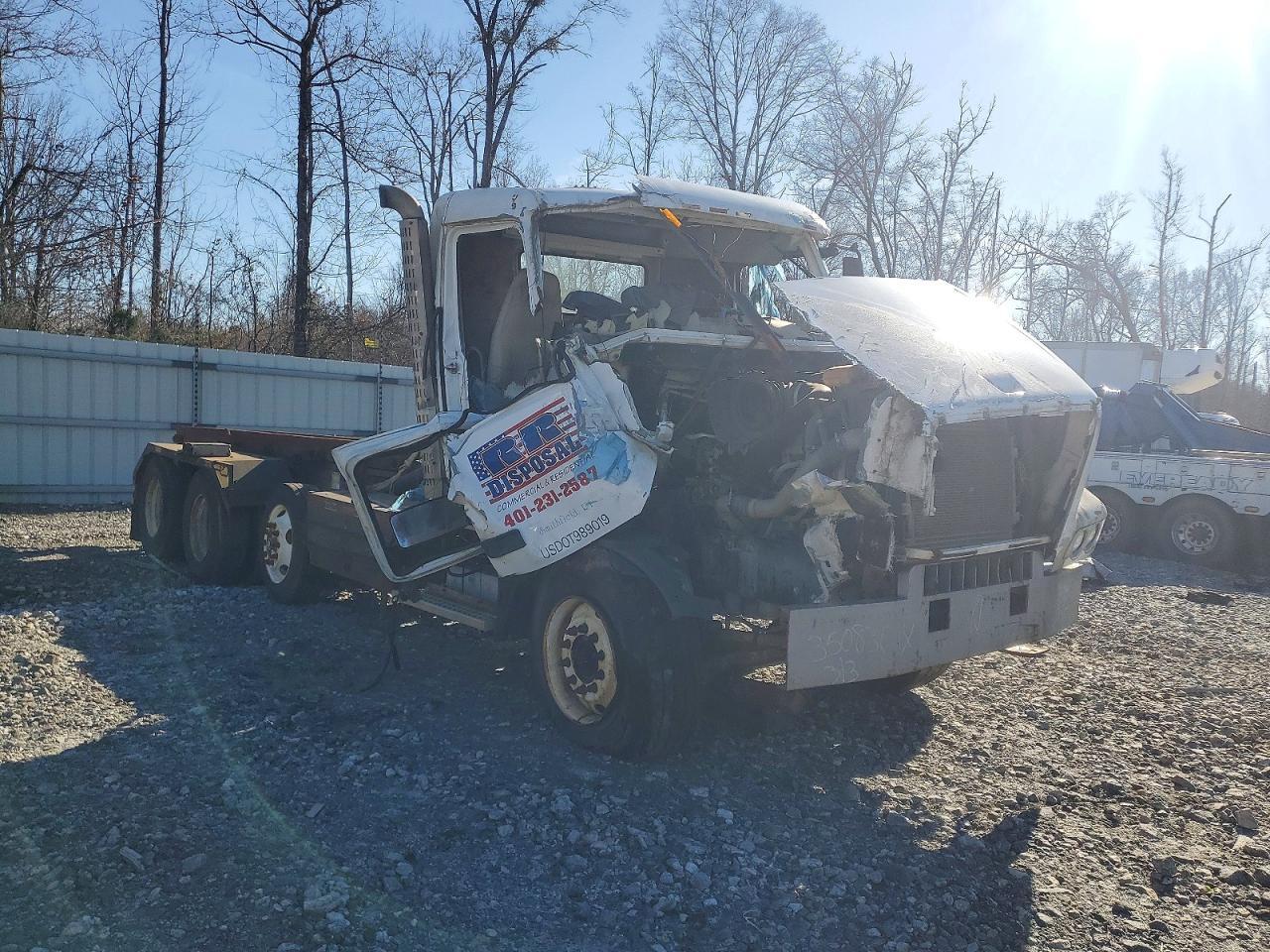 2004 Volvo Vhd Roll-off Container Truck