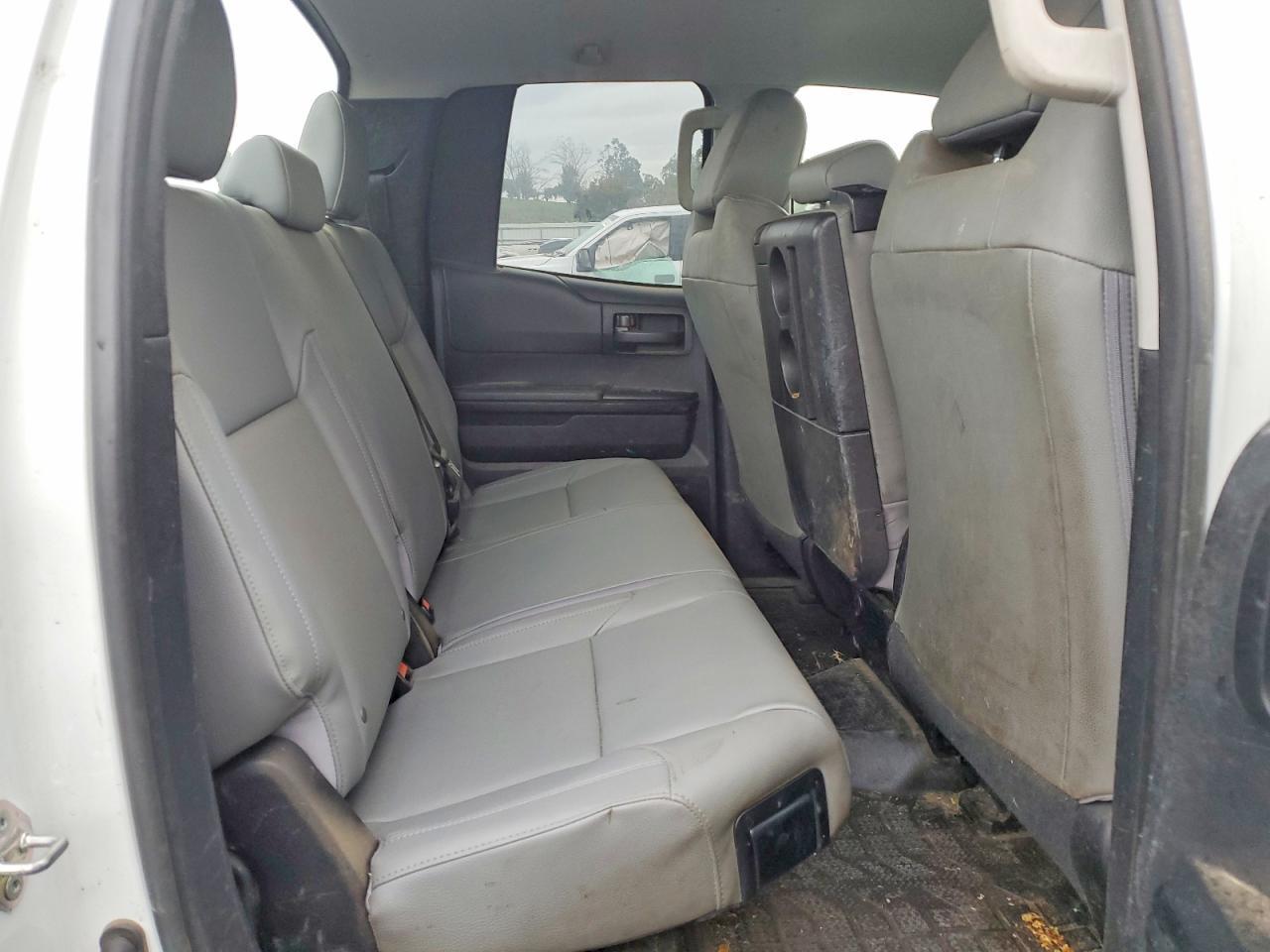 2019 Toyota Tundra Double cab sr