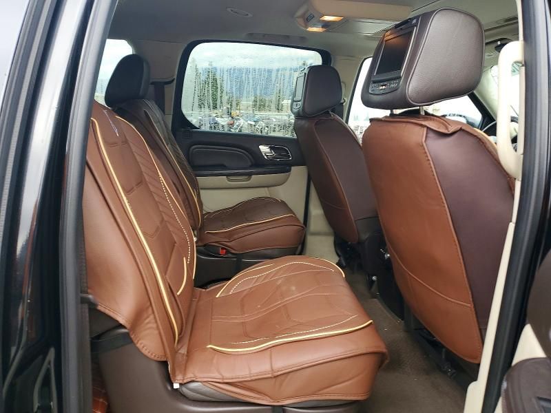 2011 Cadillac Escalade esv Platinum