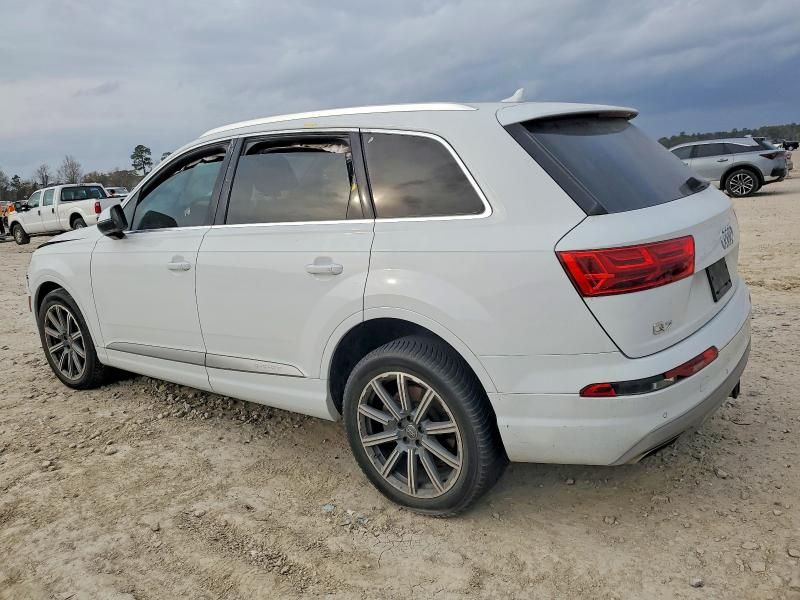 2019 Audi Q7 Premium Plus