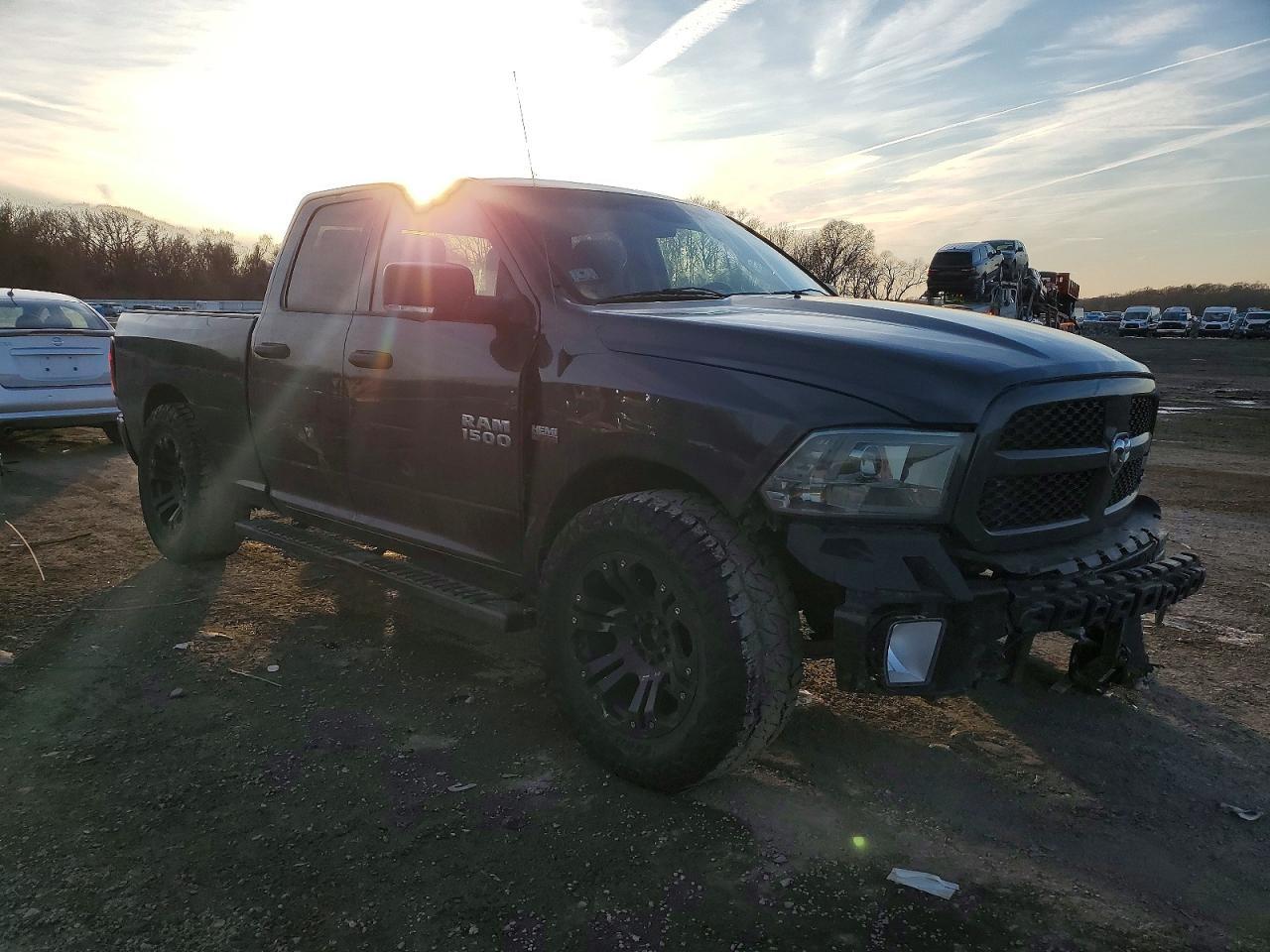 2015 Dodge RAM 1500 ST