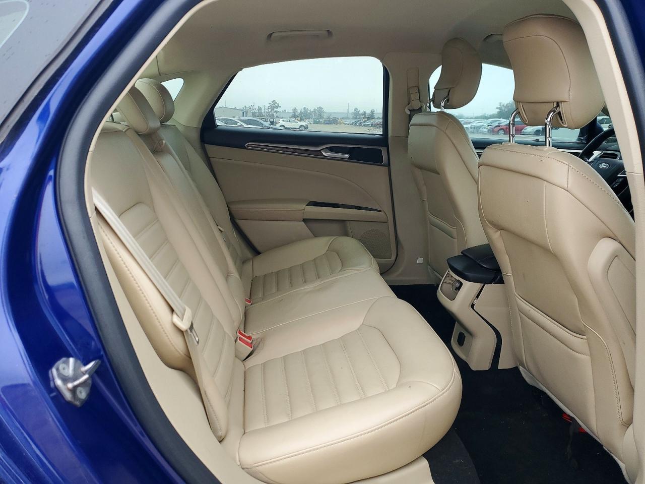 2013 Ford Fusion se