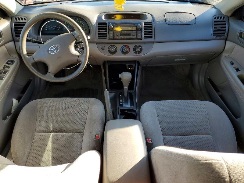 2003 Toyota Camry le