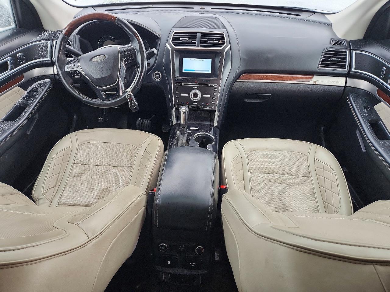 2017 Ford Explorer Platinum