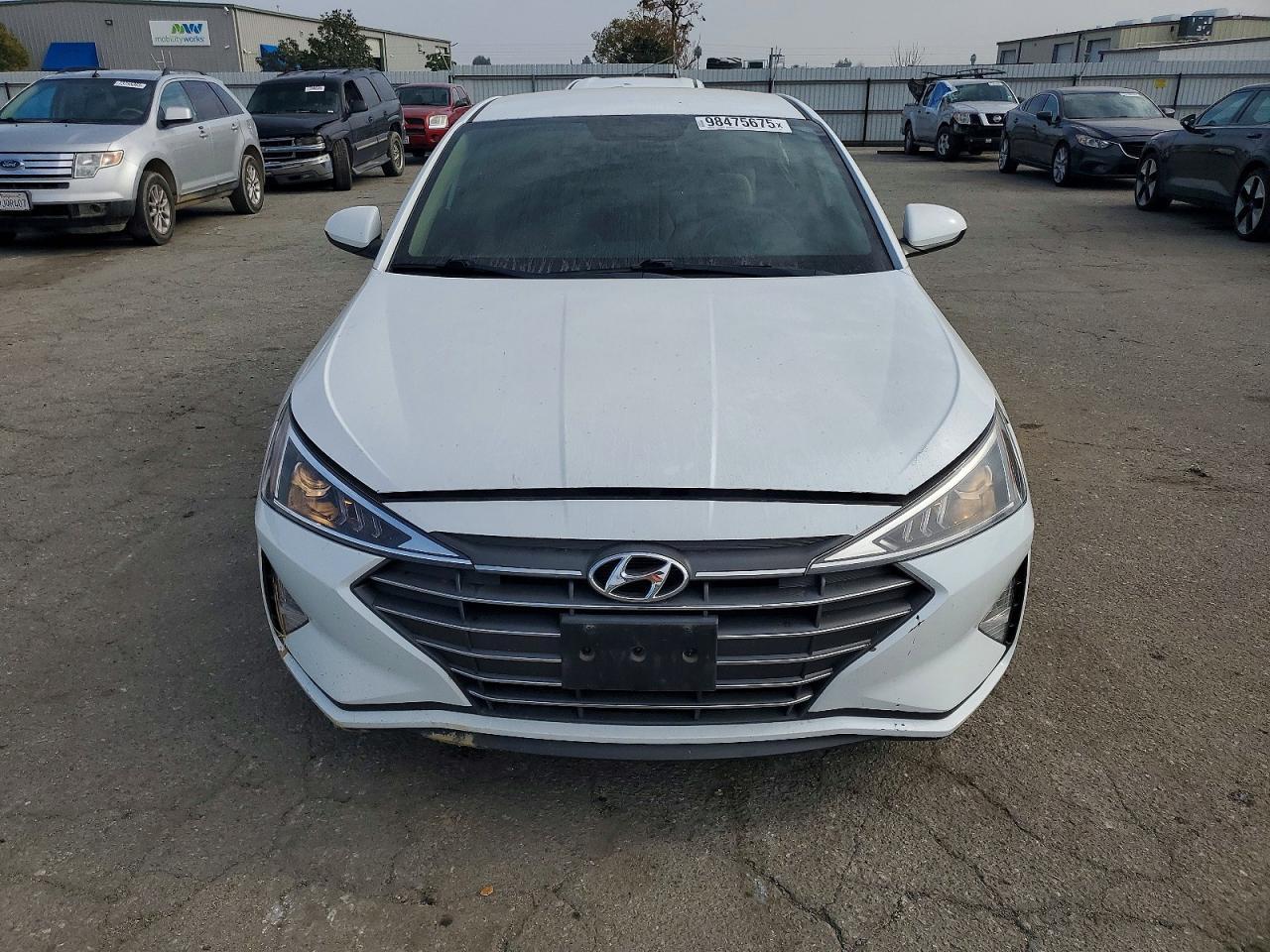 2019 Hyundai Elantra se