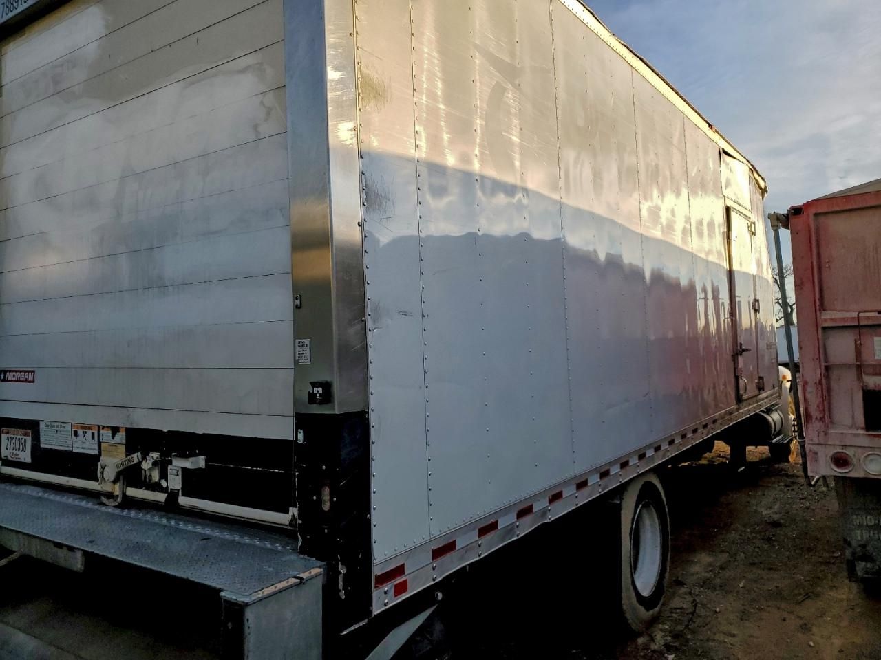 2018 International Durastar 4300 Refrigerated BOX Truck