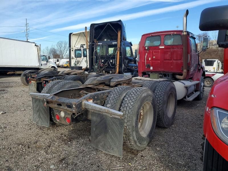 2005 Sterling AT 9500