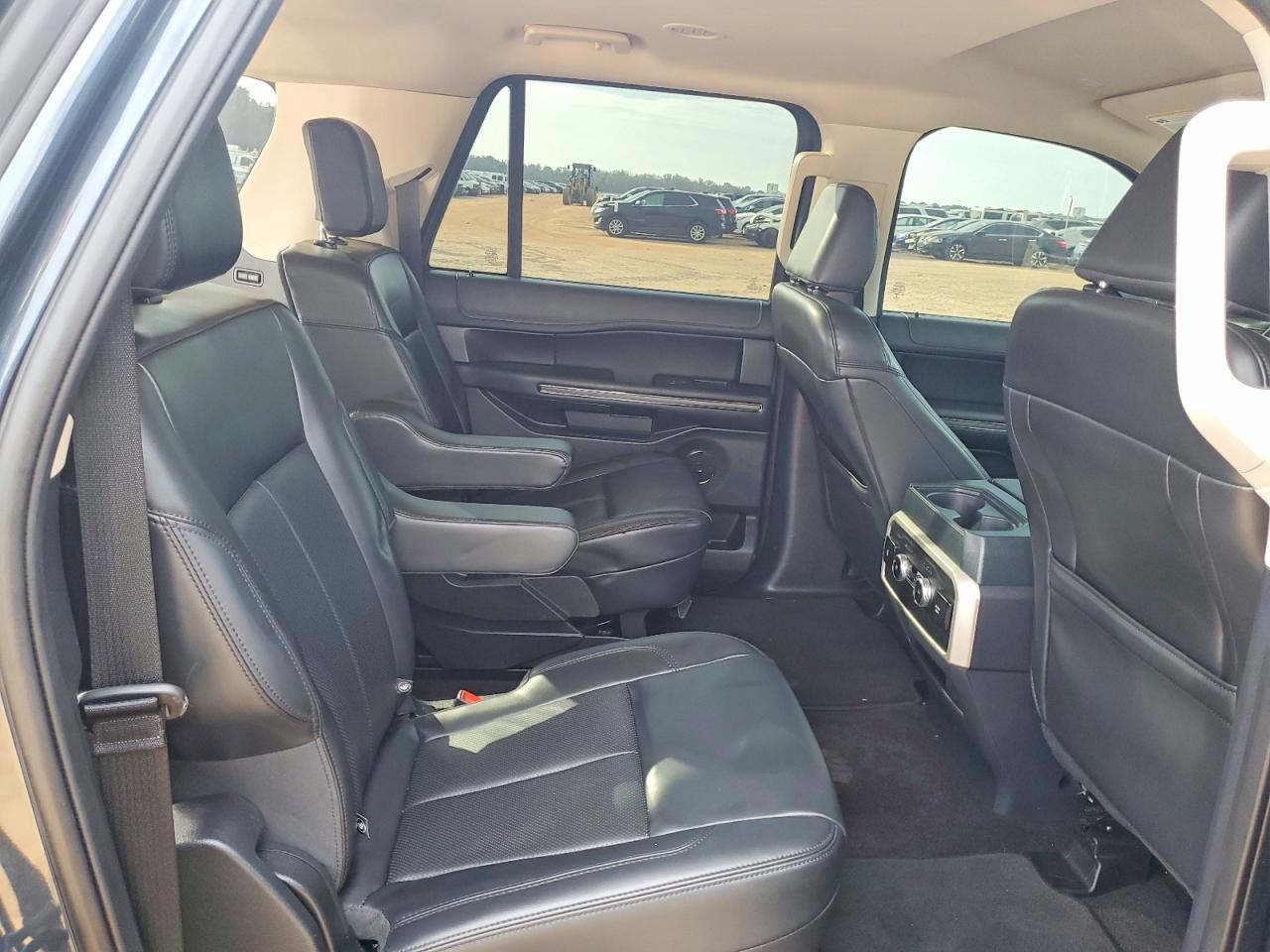 2022 Ford Expedition max xlt