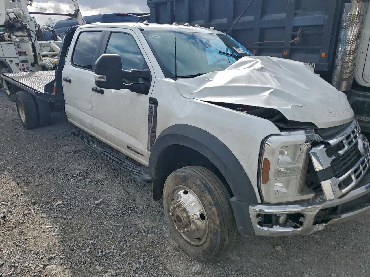 2024 Ford F550 Flatbed Truck