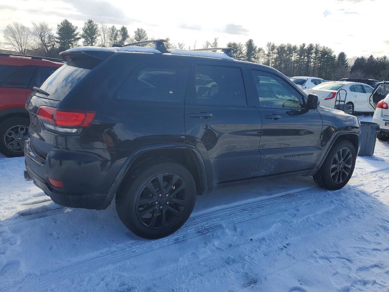 2018 Jeep Grand Cherokee Laredo
