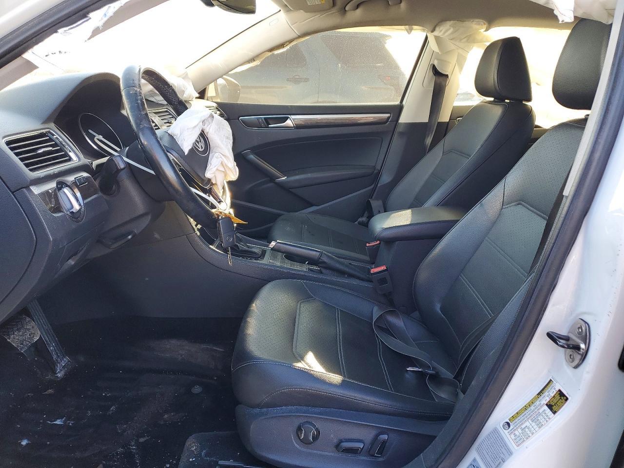 2016 Volkswagen Passat se