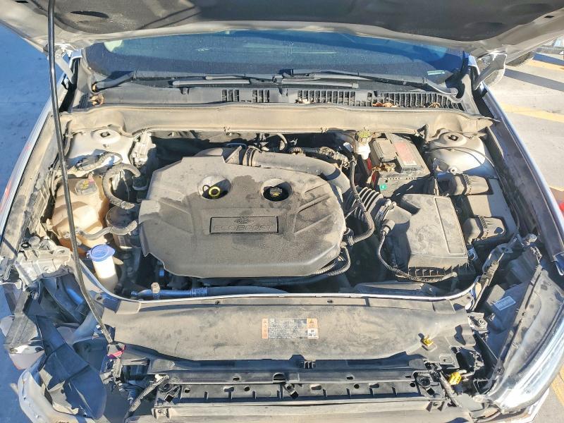 2018 Ford Fusion Titanium/platinum